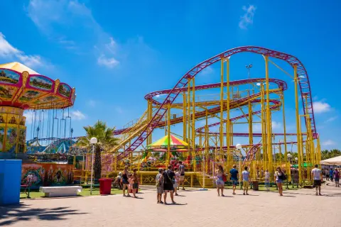 Luna Park Argelès-sur-Mer – fête foraine familiale