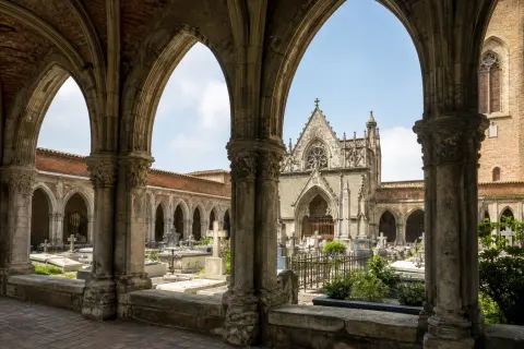 Campo Santo et chapelle de la Funeraria
