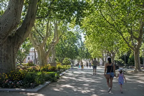 Square Bir-Hakeim et aire de jeux