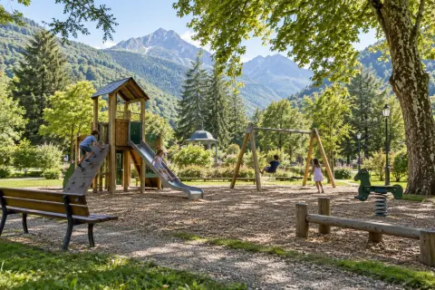 Aire de jeux publique pour enfants du parc thermal